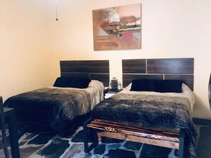 4 bedrooms, iron/ironing board, free WiFi, bed sheets