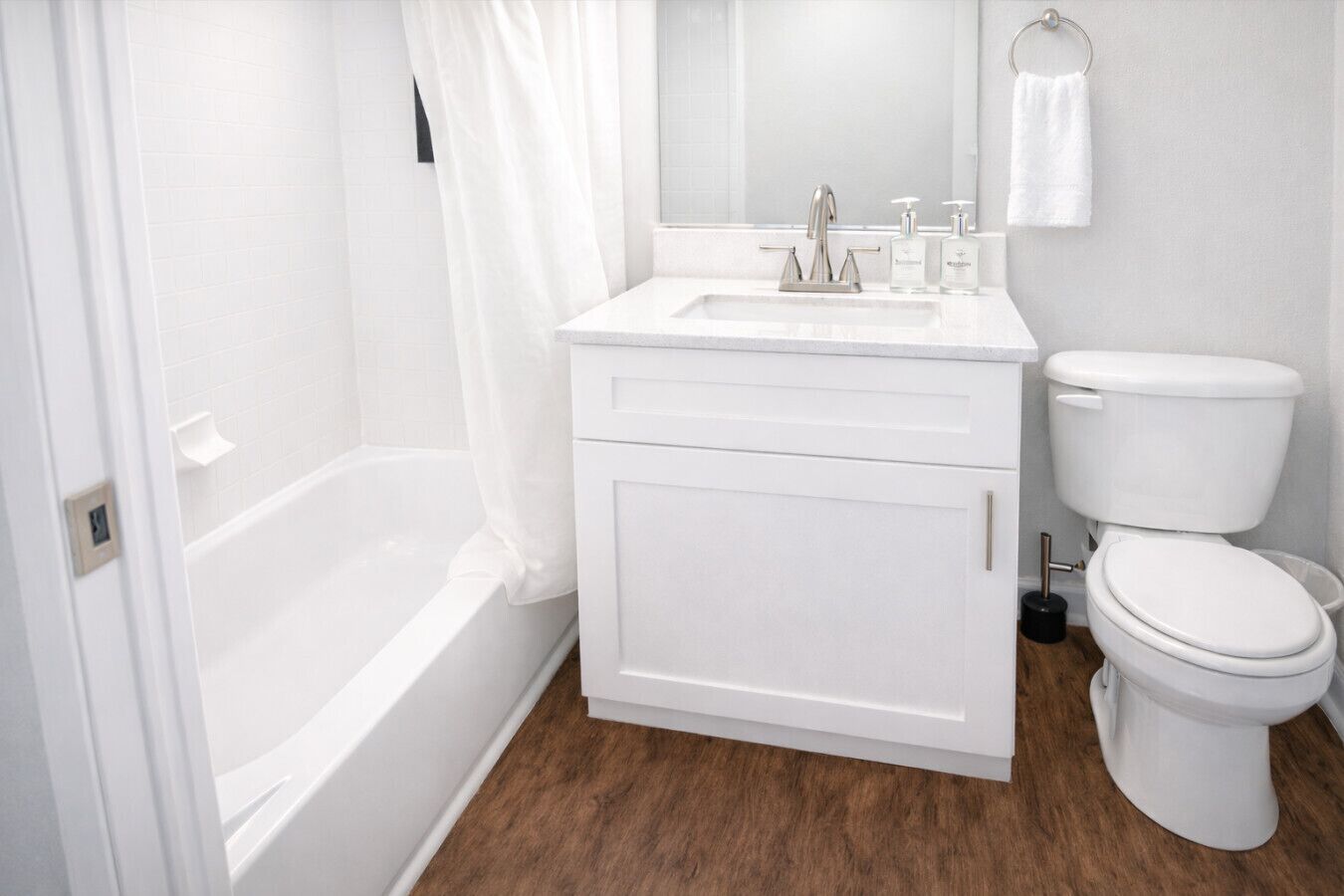 Secador de pelo y toallas