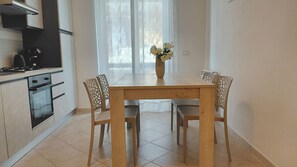 Dining - Agave - Two Bedroom Apartment, Sleeps 5 (Olmedo)