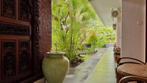 Tempat makan outdoor