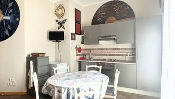 Réfrigérateur, lave-vaisselle