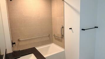 Apartment, City View | Bathroom