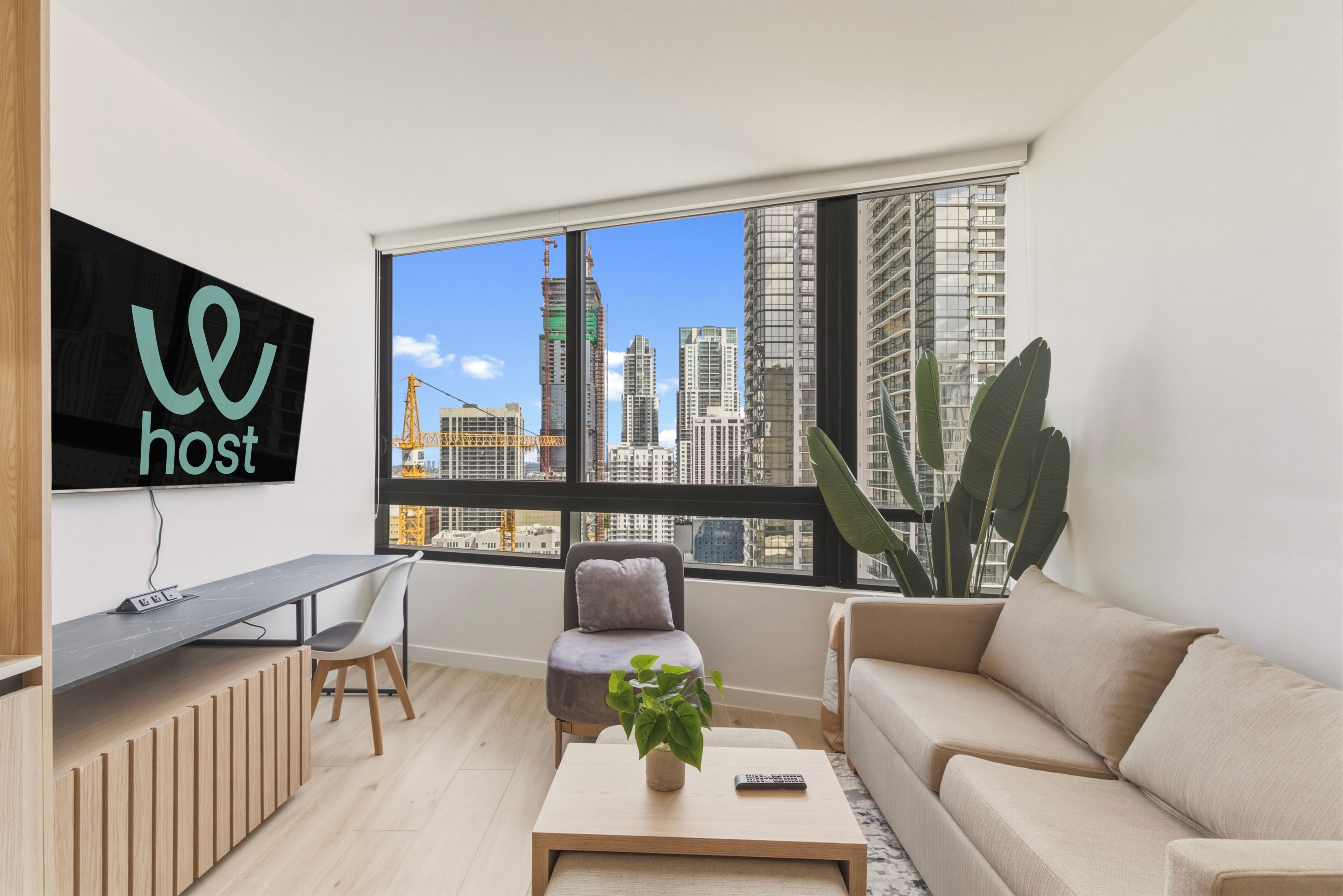 Apartment, City View | Living area