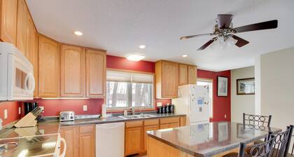 Family Nature Haven! Waterfront Pelican Lake Home