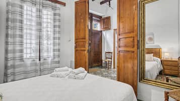 Bügeleisen/Bügelbrett, WLAN, Bettwäsche