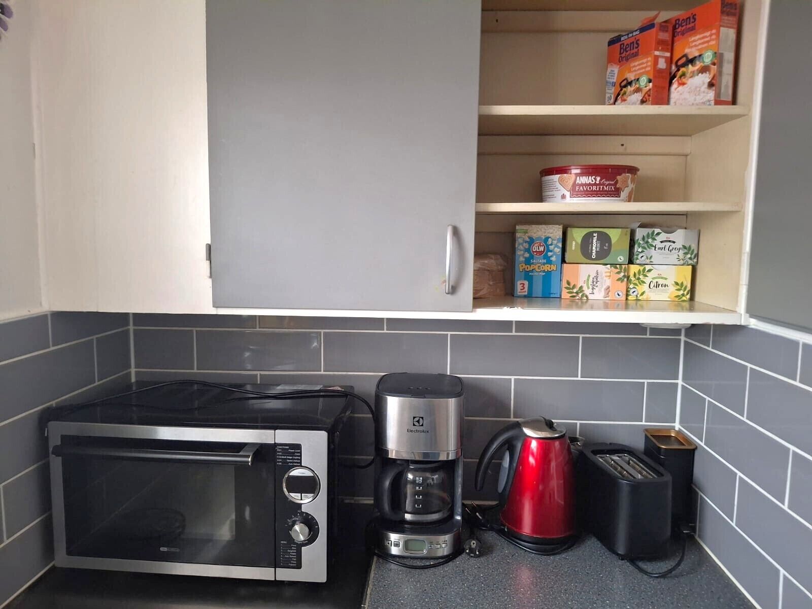 Microwave, oven, stovetop