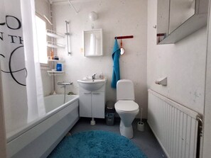 Hair dryer, towels, soap, toilet paper - Hassela Ski Vacation Home in Sweden near the lake and ski slopes (Gävleborgs)
