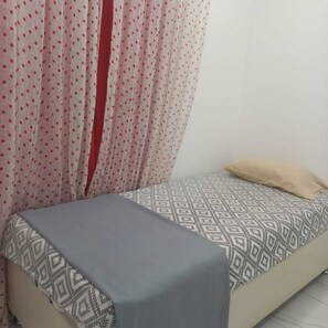 3 bedrooms, iron/ironing board, WiFi, bed sheets - Lovely 3-bedroom apartment with AC in vibrant Luanda (Luanda)