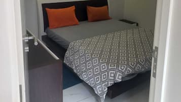 3 Schlafzimmer, Bügeleisen/Bügelbrett, WLAN, Bettwäsche