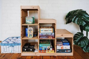 Games room - Ironbark Oasis Serene Poolside Haven by Mudgee CBD (Mudgee)