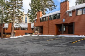 Exterior - Village Living at Helios (Mammoth Lakes)