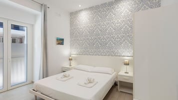 Ferros/tábuas de passar roupa, Wi-Fi, roupa de cama