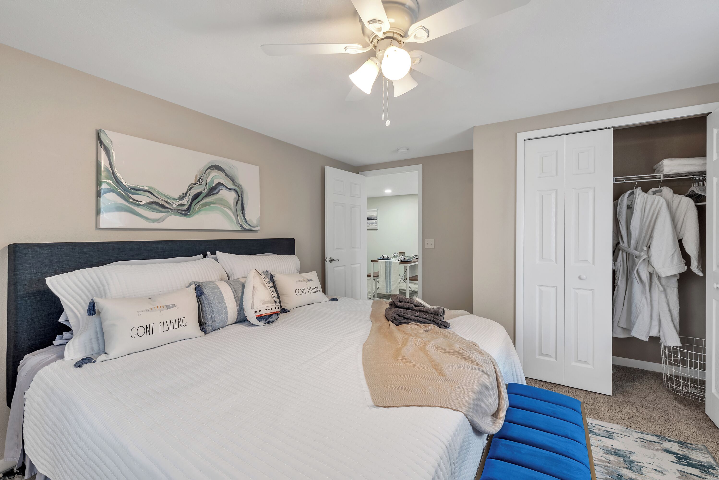 2 chambres, bureau, Wi-Fi gratuit, draps fournis