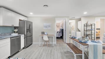 2 bedrooms, desk, free WiFi, bed sheets