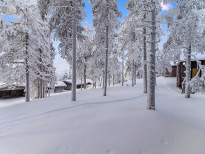 Property grounds - Kelokaltiokylä mökki 58 by Interhome (Kuusamo)