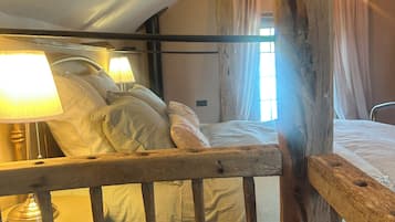 1 makuuhuone, silitysrauta/-lauta, Wi-Fi, vuodevaatteet