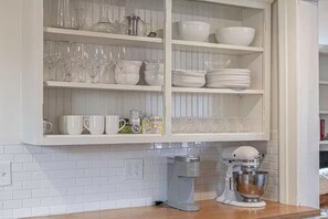 Interior - Historic Home in Downtown Knoxville (Knoxville)