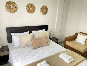 WiFi, bed sheets - Departamento. 24 horas transporte al Aeropuerto (Quito)