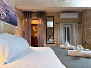 1 bedroom, iron/ironing board, free WiFi, bed sheets - De Bono - The Loft by ELDI (Valletta)