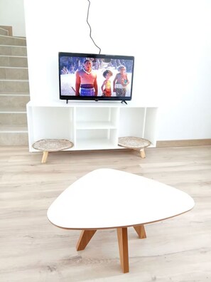 Interior - Casa. 24 horas transporte al Aeropuerto (Quito)