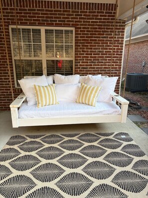 Terrace/patio - Main Level Luxury Living in Vestavia Hills! (Vestavia Hills)