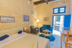 Iron/ironing board, WiFi - Casa San Carlo Valletta - Azure (Valletta)