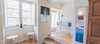 Spacious central Valletta house