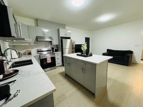 Cozy Hideaway with 2BR