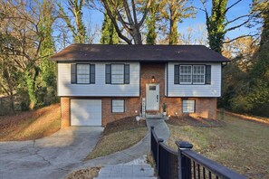 Exterior - Pet-Friendly Stylish  Home Near Arabia Mountain (Conyers)