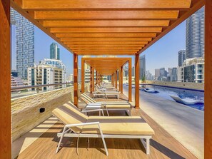 Terrace/patio - Upgrade Unit with Sea View (Dubai)