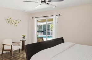 4 bedrooms, iron/ironing board, WiFi, bed sheets - Heated Pool/ 4 Bedrooms (Naples)