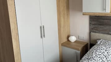 2 camere, con stile personalizzato, con arredamento individuale