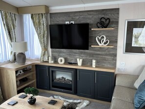 Living area - Tw89 (Exmouth)