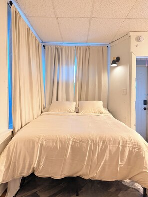 1 bedroom, WiFi - Monthly • Furnished Downtown Duluth Apartment • Ideal for Work or Relocation! (Duluth)