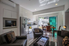 TV - Prime Location | Beautiful 1BR Condo in the Heart of Zona Romántica (Puerto Vallarta)