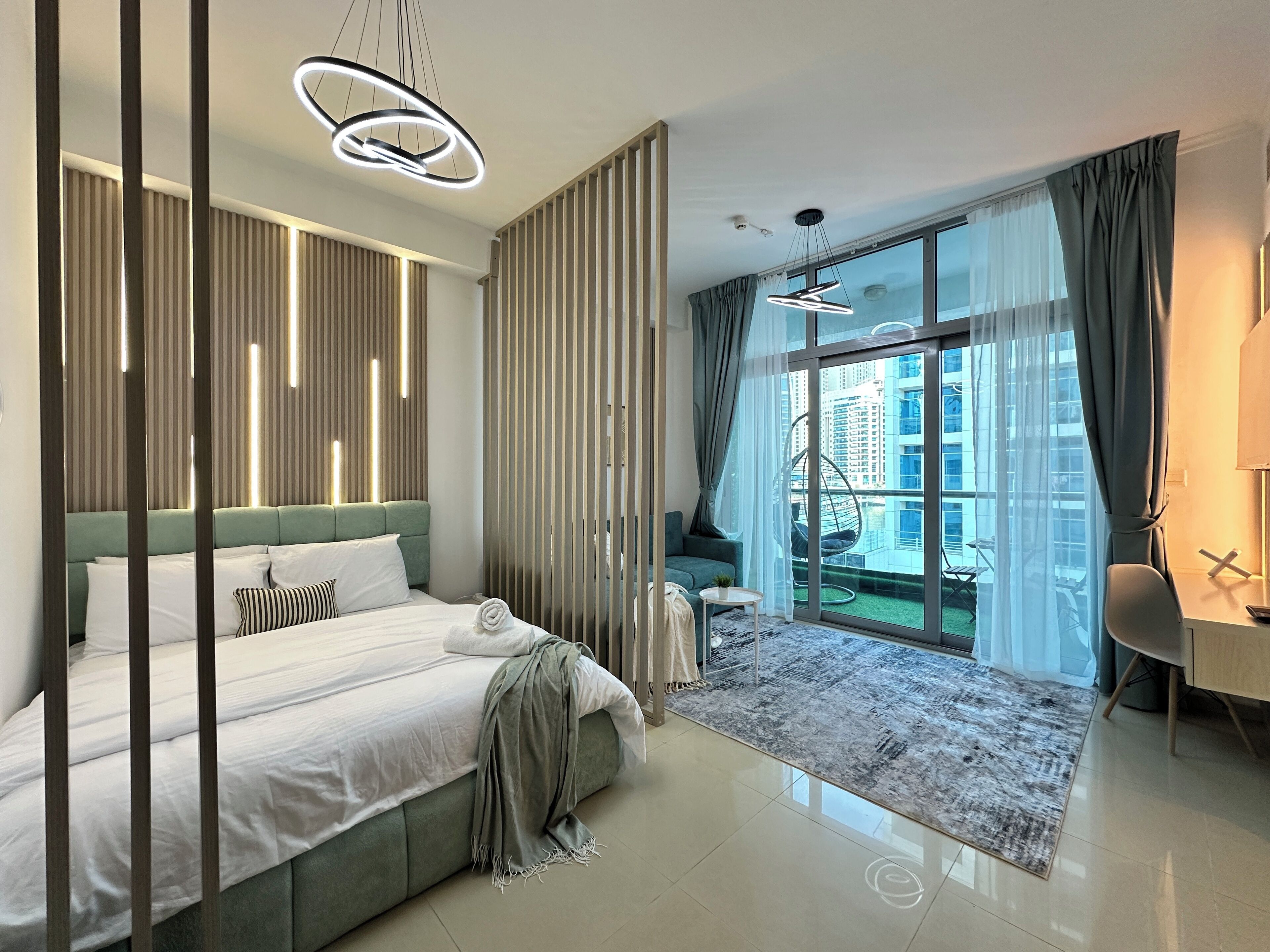Deluxe Studio Suite, Canal View | Iron/ironing board, WiFi (free)