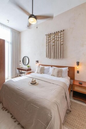 Casa familiar, 2 dormitoris, piscina privada | Roba de llit hipoal·lergògena i caixa forta a l'habitació 