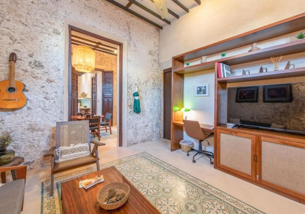 Family House, 2 Bedrooms, Private Pool | Living area