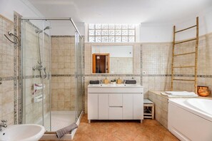 Villa, 4 Bedrooms, Accessible, Private Pool | Bathroom - Live the Ibiza Experience (Sant Josep de sa Talaia)