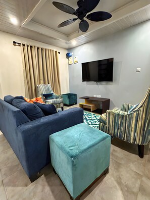 Living area - Cozy 1-bedroom apartment in lovely Castries with AC (Castries)