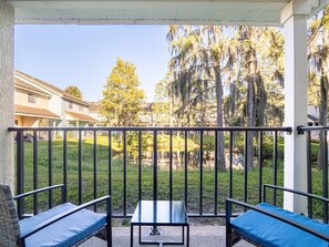 Property grounds - Cozy and Fun Family Bungalow: Pool+Gym+Near Disney World (Kissimmee)