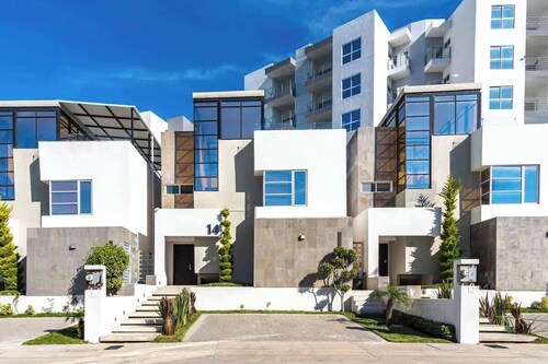 Casa con Rooftop y Alberca - Amaralta - Rosarito