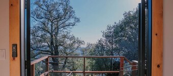 Tiny Home Above the Clouds: Pacific Views