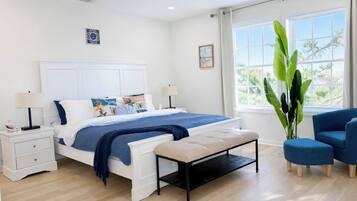 3 bedrooms, iron/ironing board, travel cot, free WiFi