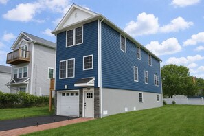 Exterior - Luxury Beach Villa Near NYC (Keansburg)