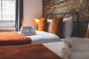 Bügeleisen/Bügelbrett, WLAN, Bettwäsche