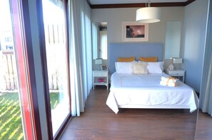 4 Schlafzimmer, Bügeleisen/Bügelbrett, Internetzugang, Bettwäsche