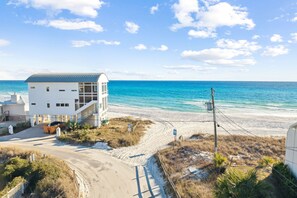 Beach nearby - Gulf View Home with Rooftop Hot Tub, Bikes and Elevator (Inlet Beach)