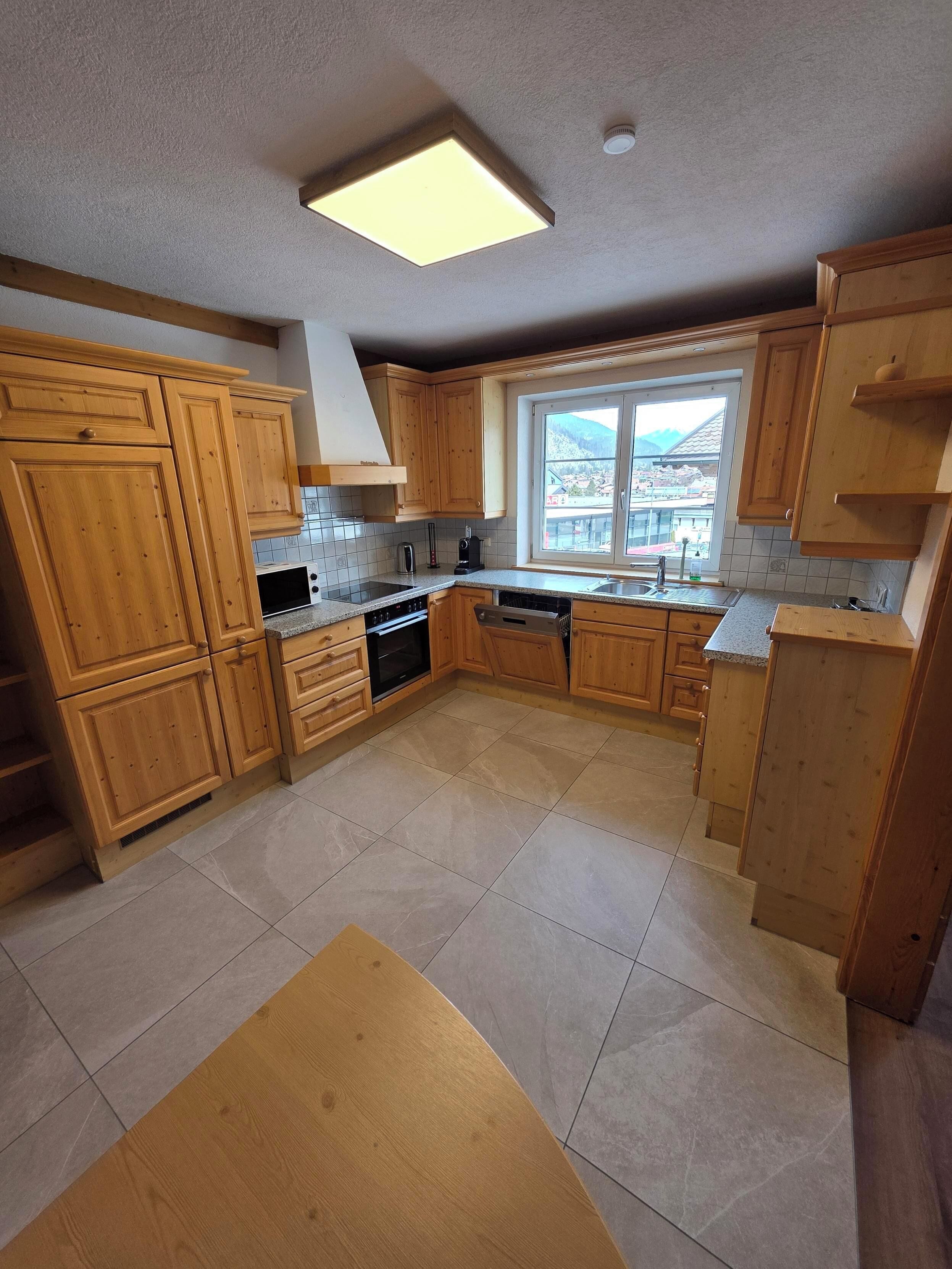 Leilighet – deluxe, 2 soverom, balkong, fjellutsikt | Wi-fi (inkludert)