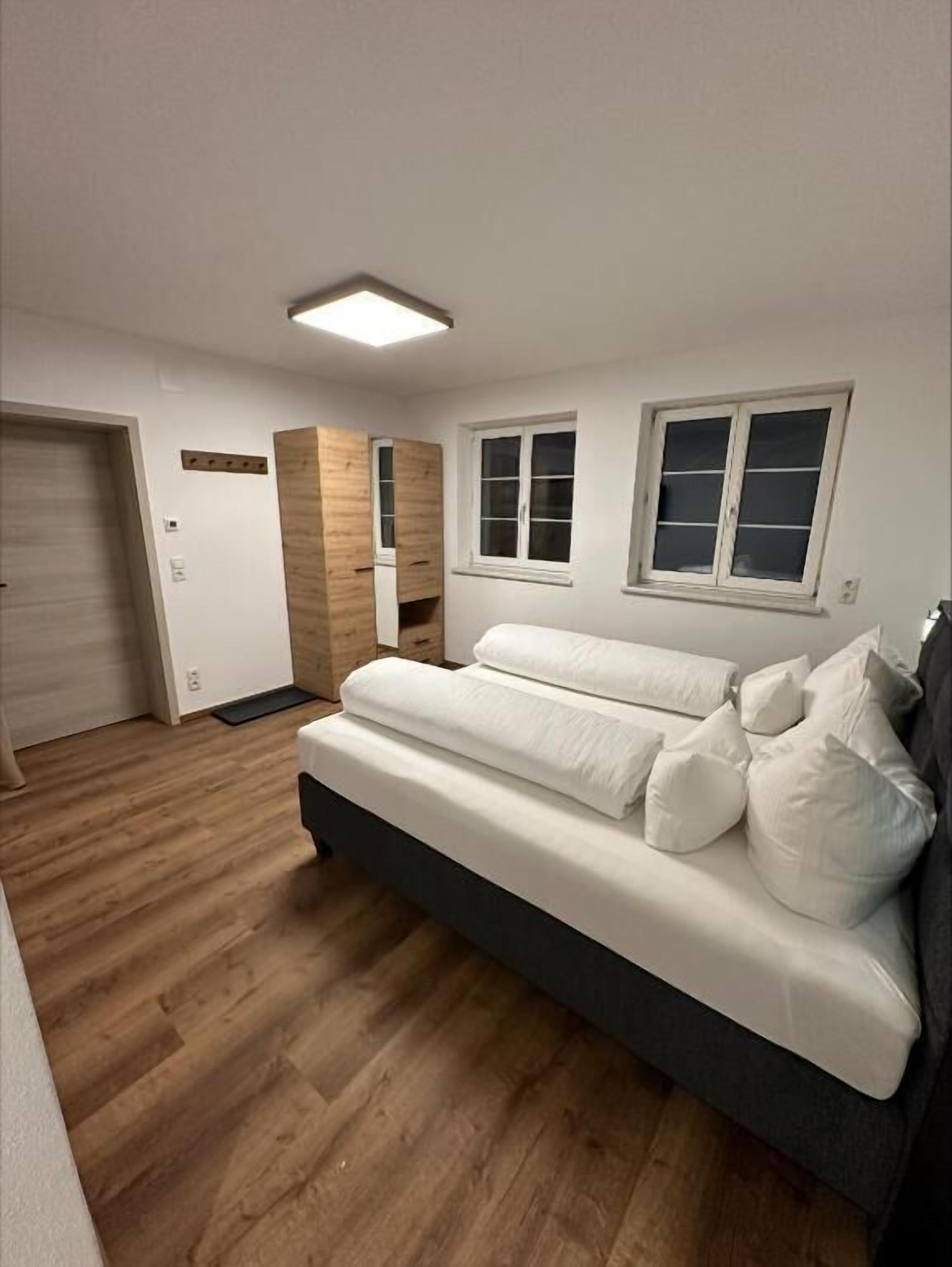 Superior Apartment, 1 Queen Bed with Sofa bed, Kitchen, Mountain View | Free WiFi